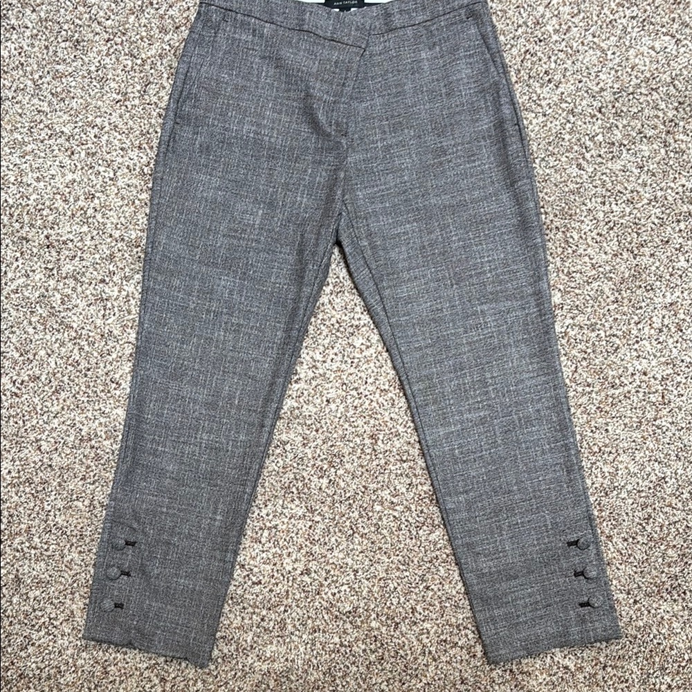 Chic Gray Pants with Button Accents
